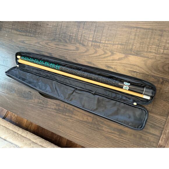 Vintage Guinness Pool Cue - 2-Piece with Logo Bag - Picture 9 of 10